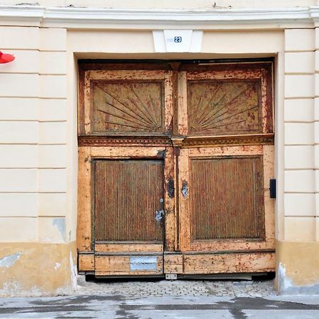 Ronis Apartments سيبيو المظهر الخارجي الصورة