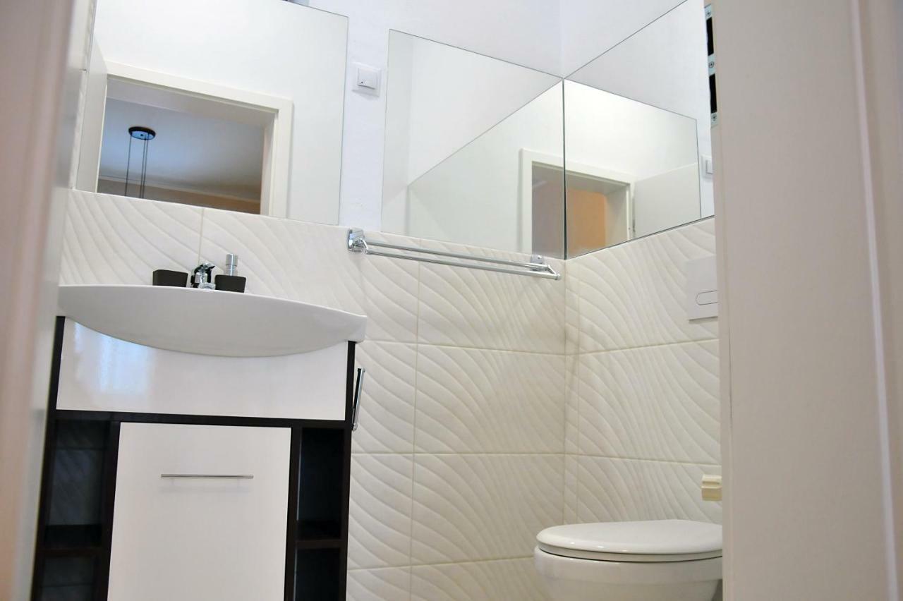 Ronis Apartments سيبيو المظهر الخارجي الصورة